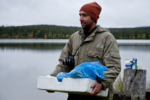 Iñaki Aizpitarte with his catch in Lapland at Cook it Raw in 2010 Iñaki Aizpitarte with his catch in Lapland at Cook it Raw in 2010